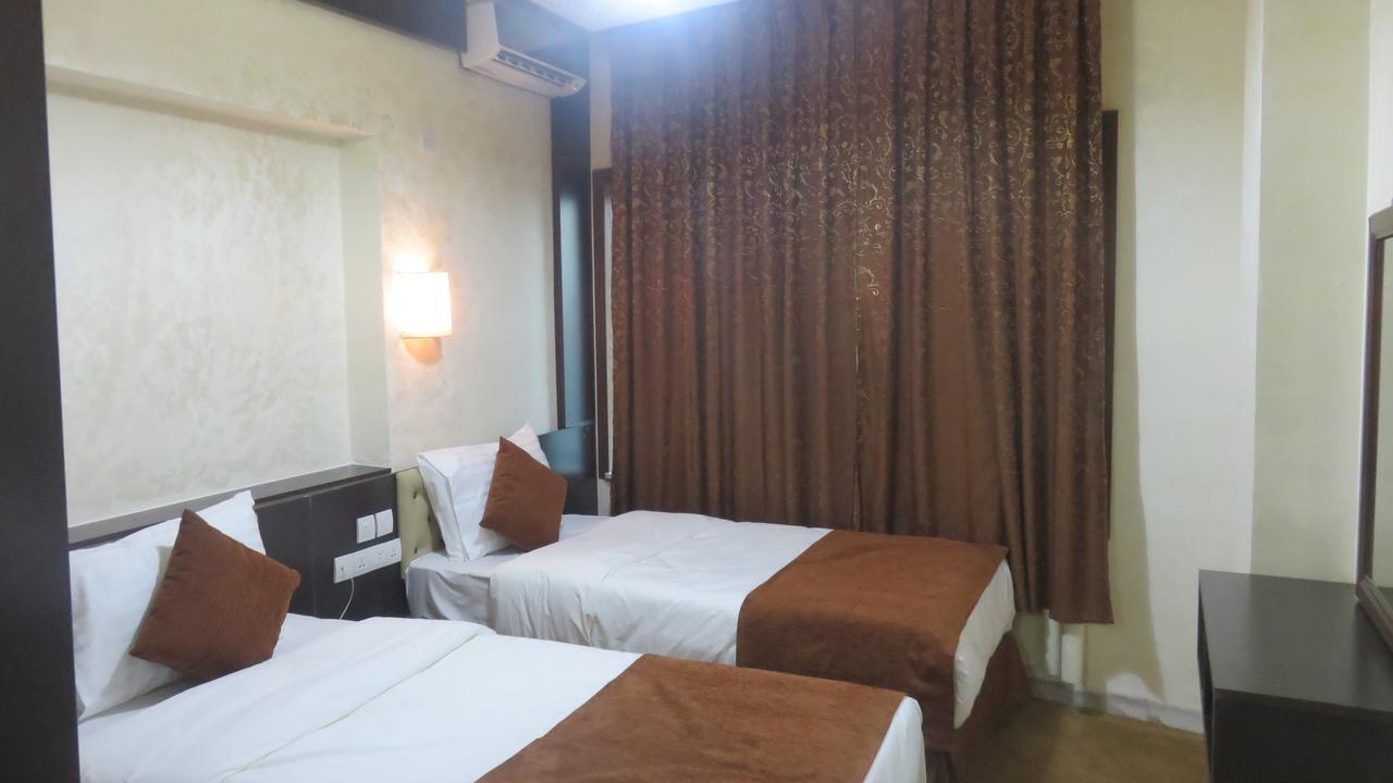 Teeba Palace Hotel Suites Amman Bagian luar foto